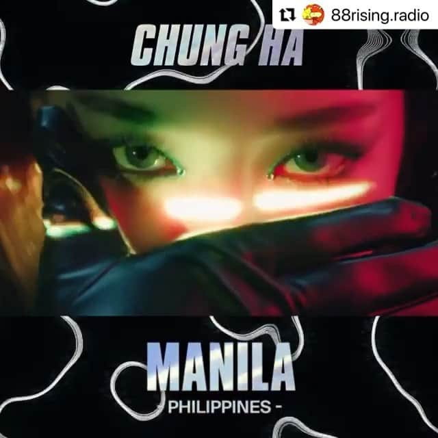 チョンハのインスタグラム：「#Repost @88rising.radio with @make_repost ・・・ SONG OF THE WEEK CHUNG HA 🖤 BICYCLE」