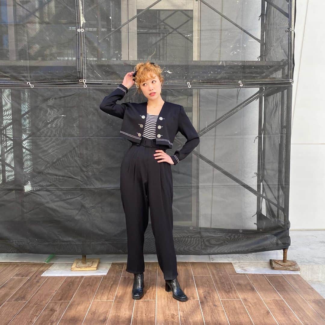PUNK CAKEのインスタグラム：「•SS border all in one & short jacket 2pieces【SOLD】 •BONIE CASHIN vintage beige piping coat  #punkcake  #vintage #vintageclothing  #80sfashion  #古着 #古着コーデ  #古着女子 #レディース古着　 #原宿 #harajuku  #harajukufashion  #原宿古着屋 #東京古着屋  #古着屋巡り #古着通販」