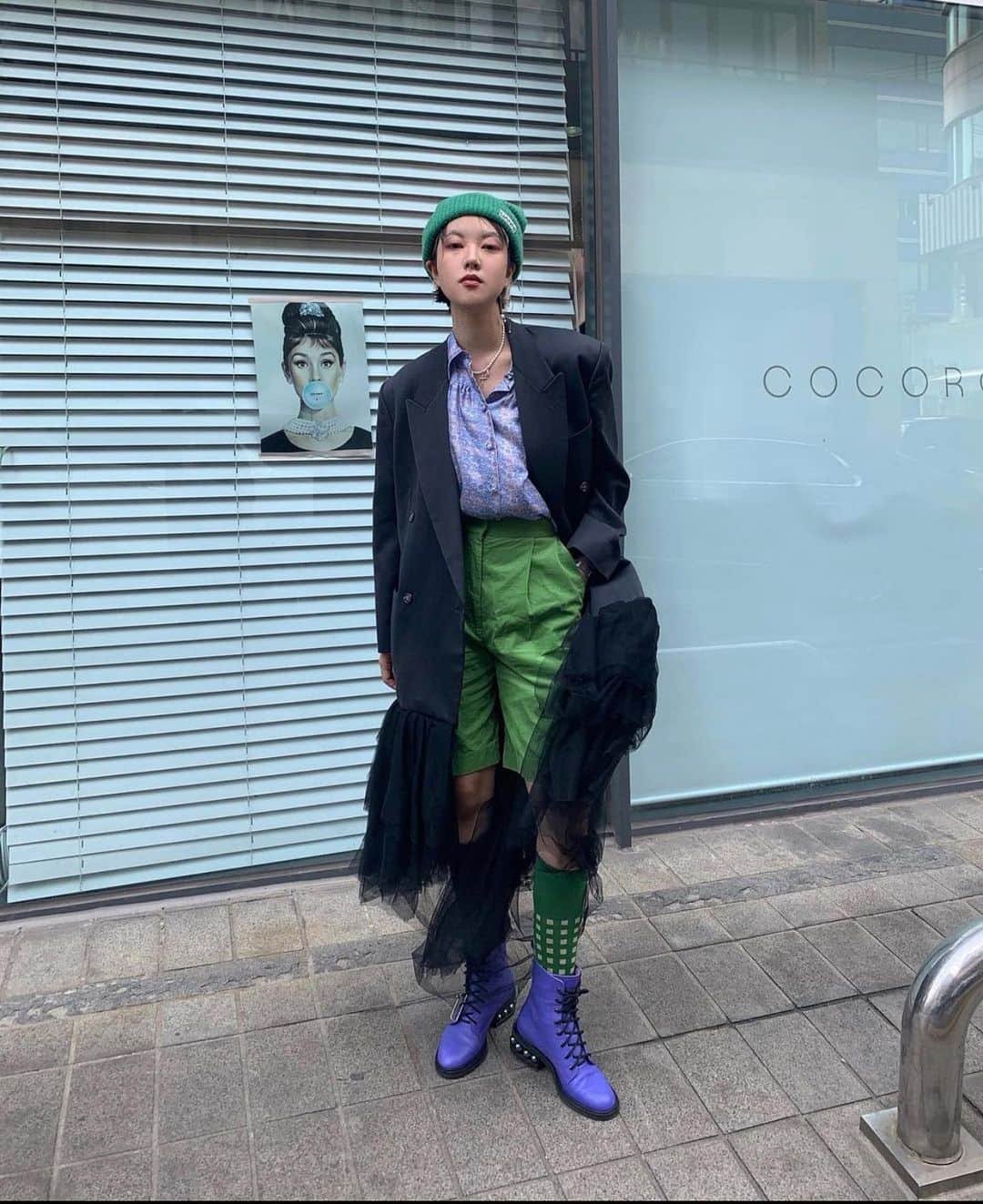 ニコラス カークウッドさんのインスタグラム写真 - (ニコラス カークウッドInstagram)「NK muse @cheristyle_ spotted in our Andy Warhol X Nicholas Kirkwood Combat Boots. Available now through the link in bio or at nicholaskirkwood.com #NicholasKirkwood #MyKirkwoods  ©/®/TM The Andy Warhol Foundation for the Visual Arts, Inc. Used with permission of @warholfoundation」2月25日 5時10分 - nicholaskirkwood