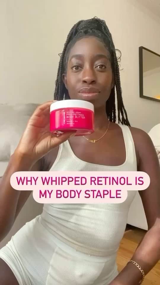 ジョジー・マランのインスタグラム：「A body ritual moment with @lara.adekola 🕊  Our Whipped Argan Pro-Retinol Body Butter smooths, firms, and totally soothes the soul 💓」