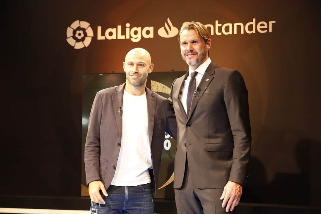 ハビエル・マスチェラーノさんのインスタグラム写真 - (ハビエル・マスチェラーノInstagram)「Es un honor formar parte de este Gran Equipo!!! @laliga  #laligaambassadors」2月25日 5時55分 - mascherano14