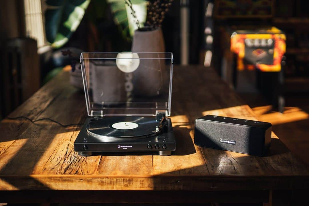 Audio-Technica USAのインスタグラム：「Now there’s an easy way to enjoy vinyl listening straight out of the box! The AT-LP60XSPBT turntable/speaker system combines the AT-LP60XBT with a powerful wireless speaker to give you great-sounding audio with no additional audio equipment required. Learn more in the link in our bio!⁠ .⁠ .⁠ .⁠ #AudioTechnica #ATLP60XSPBT #LP60XSPBT #ATLP60XBT #LP60XBT #VinylJunkie #LP #Record #Turntable #Vinyl⁠」