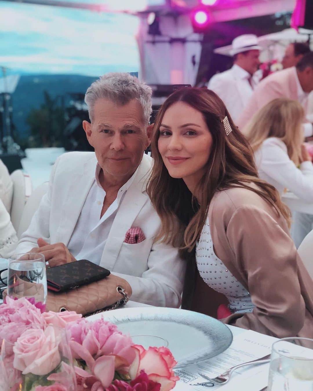 E! Onlineさんのインスタグラム写真 - (E! OnlineInstagram)「#AmericanIdol star Katharine McPhee and David Foster have welcomed their baby boy! ❤️ Link in bio for all the details on their bundle of joy and love story. (📷: Instagram)」2月25日 6時09分 - enews