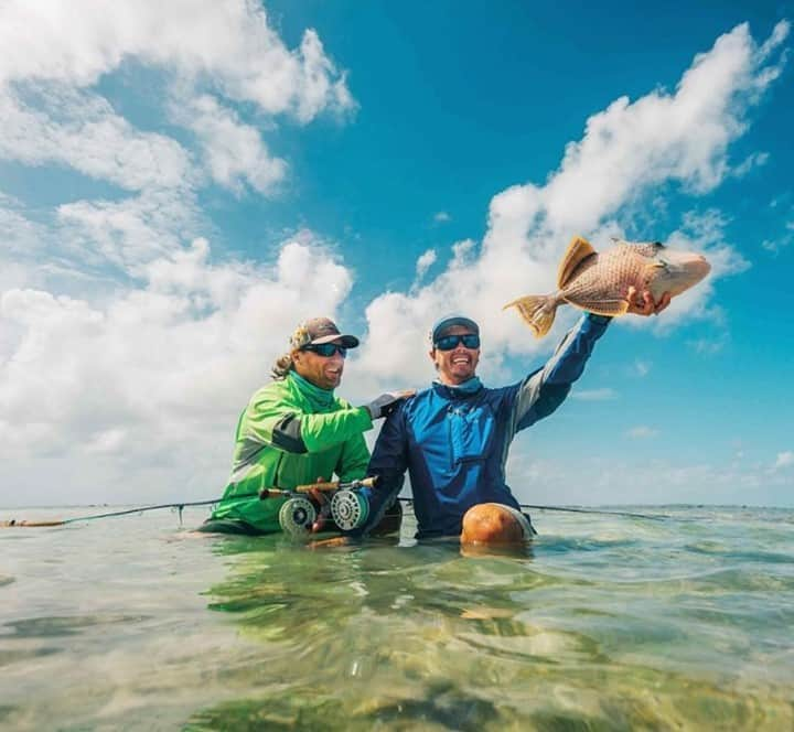 Costa Sunglassesのインスタグラム：「Trophy trigger. 📷: @keithroseinnesflyfishing #SeeWhatsOutThere」