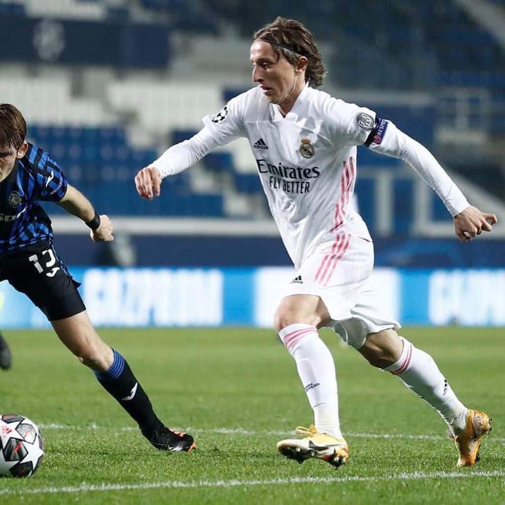 ルカ・モドリッチさんのインスタグラム写真 - (ルカ・モドリッチInstagram)「Great @championsleague win. ⚽️💪🏻🙏🏻 #HalaMadrid」2月25日 8時30分 - lukamodric10