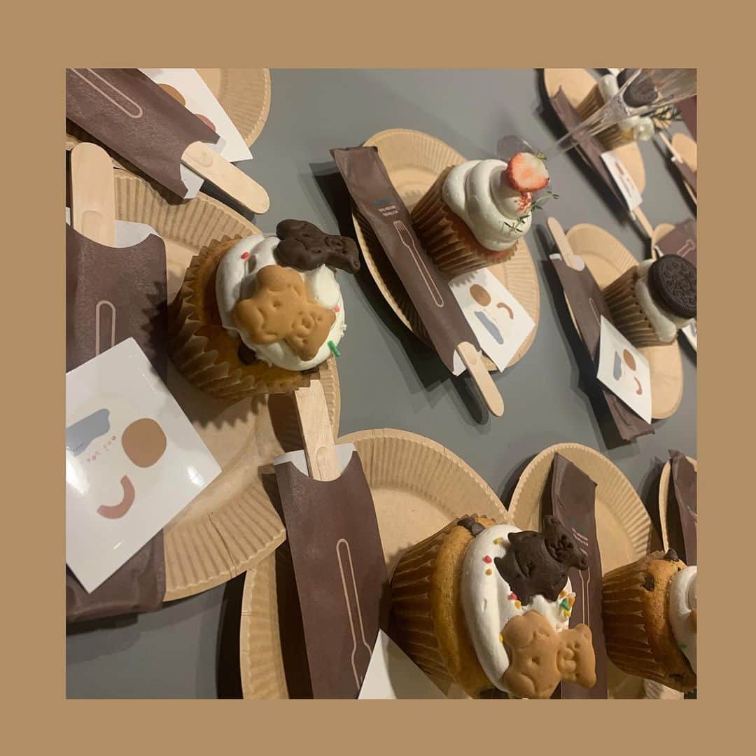 瀬口えりなさんのインスタグラム写真 - (瀬口えりなInstagram)「. 誕生日パーティにて。 . カップケーキかわいい❤ . #sweets#capcakestagram#capcake」2月25日 9時26分 - seguchierina