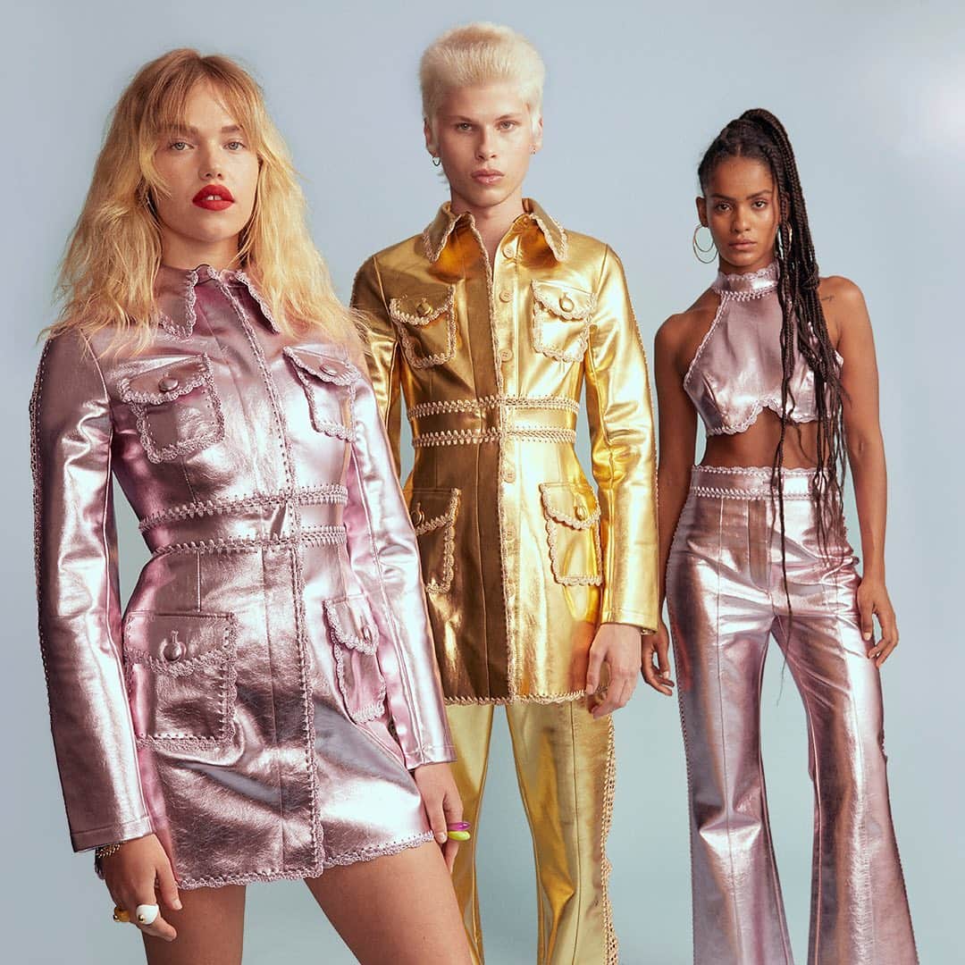 アリスマッコールのインスタグラム：「Resort 21: the Cool Cat story.  Final units available now, via #aliceMcCALL」