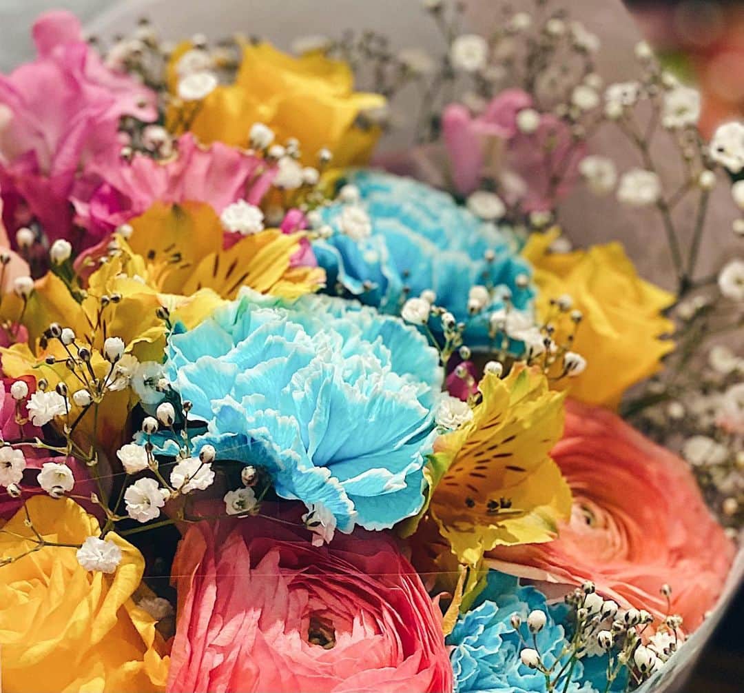 のインスタグラム：「・ ・ 花束のセンス💐 choice by yuriko..♥ ・ thank you☻❀ ・ #花束#可愛い#貰って嬉しいプレゼント #present#enjoy #flower」