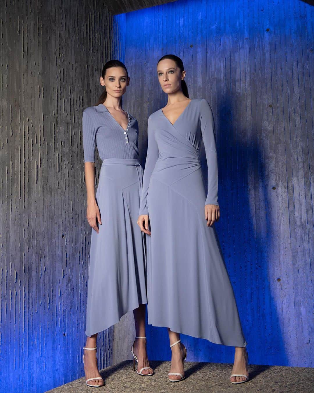 ホルストンのインスタグラム：「Everyday essentials with a Halston twist for Spring ‘21.」