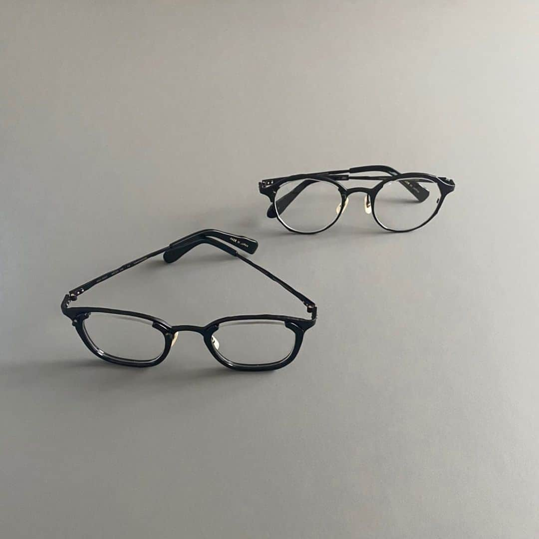 マサヒロマルヤマのインスタグラム：「Monocle Linking the Past to the Present Drawing influence from graceful paintings housed in museums that capture an enigmatic atmosphere, our modern take towards the classic design is recreated with a new silhouette hinted by the singular circular lens.  SILMO D'OR 2020 GRAND PRIX Optical frame eyewear designer category  #masahiromaruyama #eyewear #madeinjapan #monocle #sunglasses #silmo #silmo2020 #silmoparis #silmodor #silmodor2020」