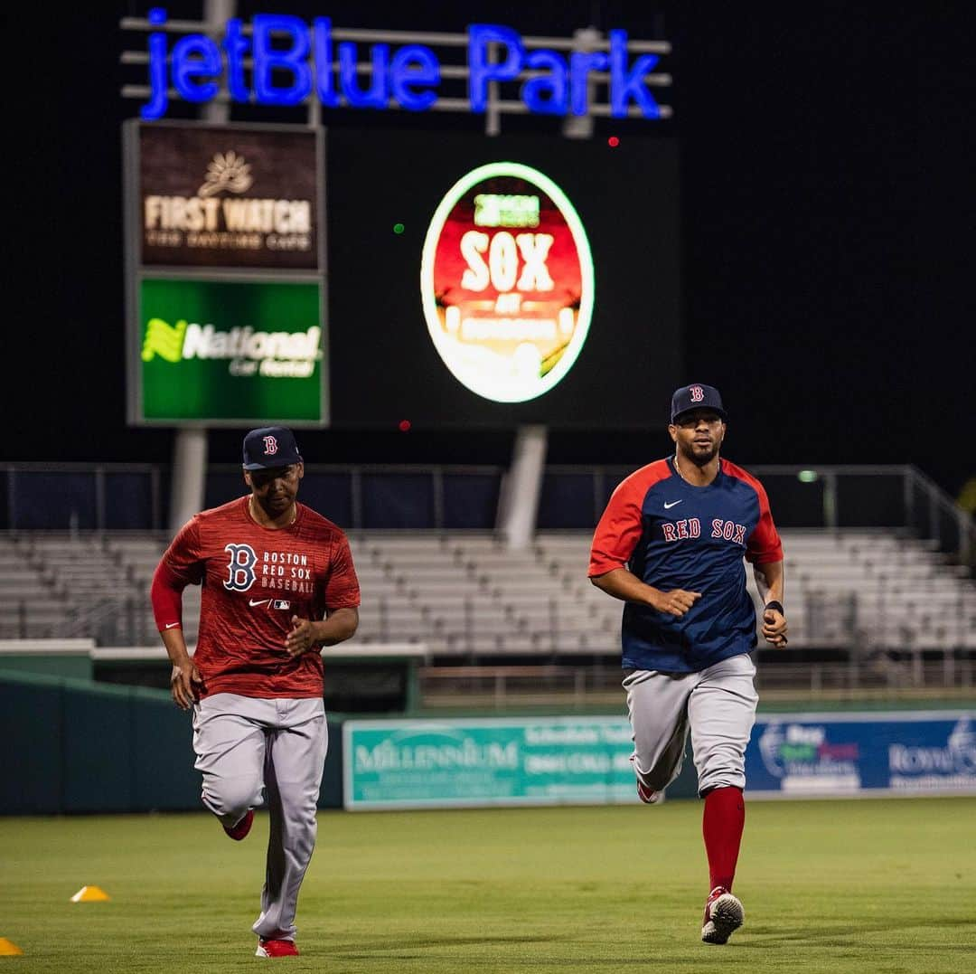 ボストン・レッドソックスさんのインスタグラム写真 - (ボストン・レッドソックスInstagram)「Sox at Sundown ✨」2月25日 11時10分 - redsox