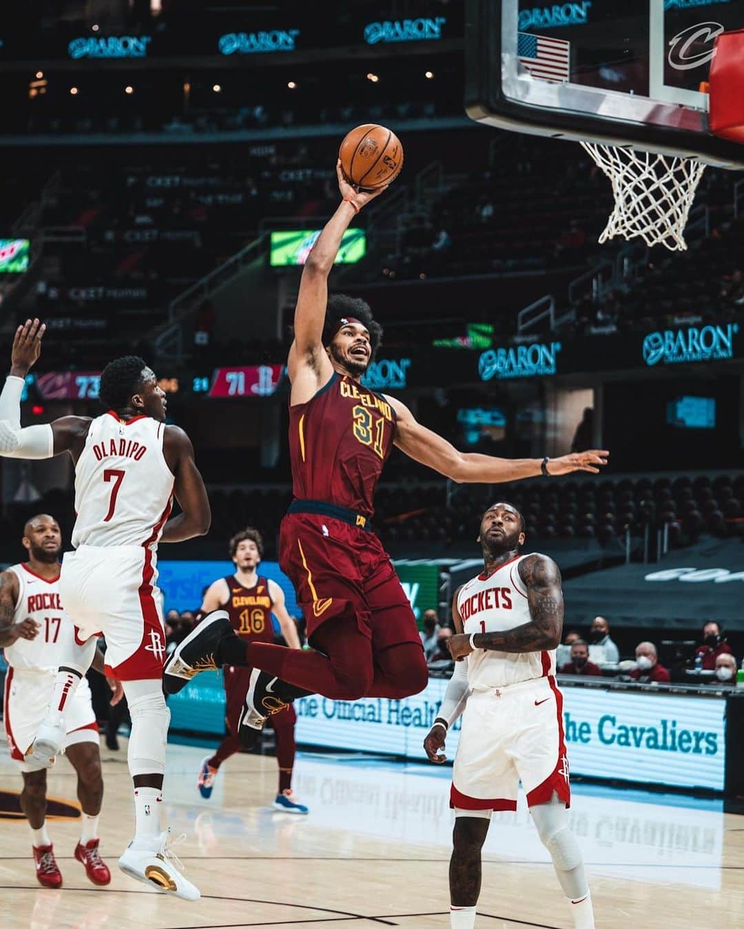 キャブスさんのインスタグラム写真 - (キャブスInstagram)「Ridiculous. 🤯 #BeTheFight」2月25日 11時15分 - cavs