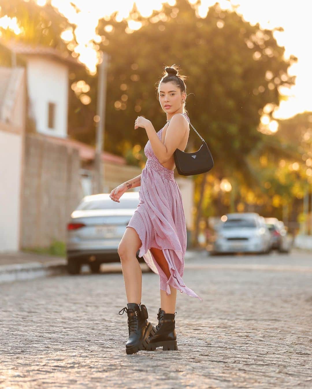 Gabriela Salesさんのインスタグラム写真 - (Gabriela SalesInstagram)「O look da condicional tá diferente 😂😂 Por que choras tornozeleira eletrônica」2月25日 12時31分 - ricademarre