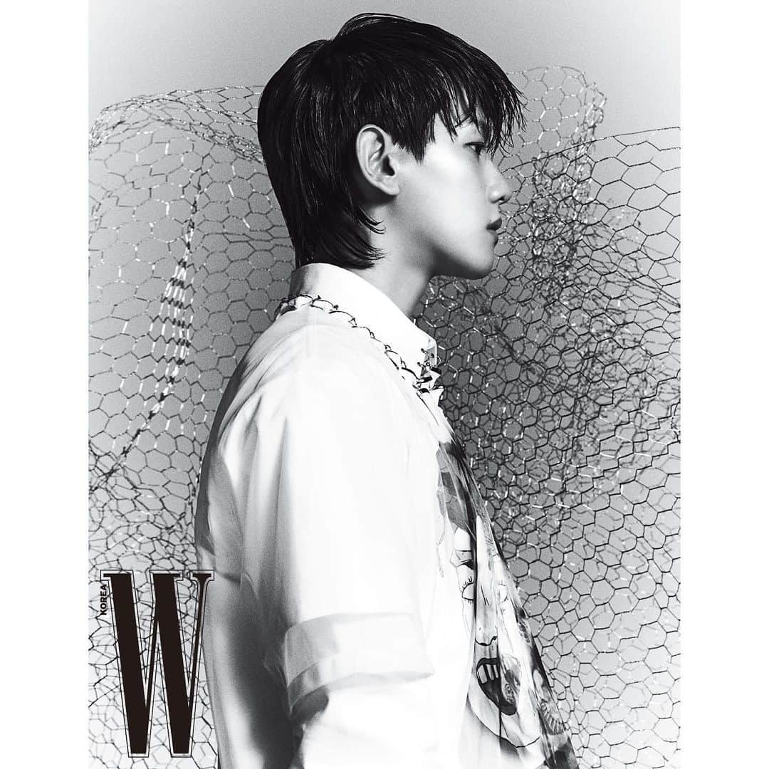 EXOさんのインスタグラム写真 - (EXOInstagram)「#WKorea 3월호 맨 커버 주인공 '백현' 화보 공개!  BAEKHYUN, the man cover of ‘W Korea’ March issue is released!  👉 http://asq.kr/Kut1ASqQM6wmpx   #백현 #BAEKHYUN @baekhyunee_exo  #엑소 #EXO #weareoneEXO」2月25日 12時25分 - weareone.exo