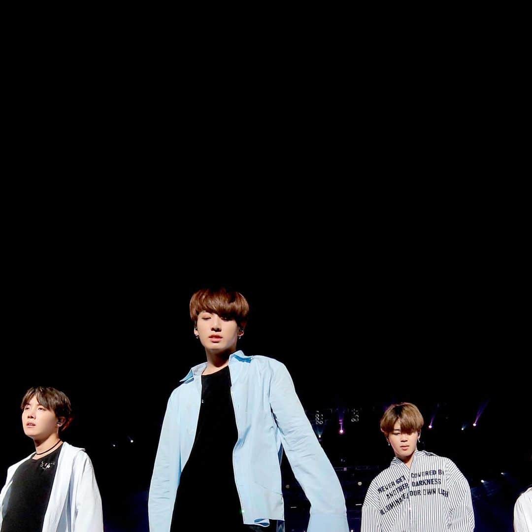 dTVのインスタグラム：「BTS on dTV🎬﻿ ﻿ 「2017 BTS LIVE TRILOGY EPISODE III ﻿ 　　　　　　THE WINGS TOUR IN SEOUL」﻿ 「2017 BTS LIVE TRILOGY EPISODE III ﻿ 　　　　　　THE WINGS TOUR ～Japan Edition～」﻿ 「2017 BTS LIVE TRILOGY EPISODE III ﻿ 　　　　　　THE  WINGSTOUR IN JAPAN﻿ 　　　　　　　　　　　　　～SPECIAL EDITION～」﻿ 「2017 BTS LIVE TRILOGY EPISODE III ﻿ 　　　　　　THE WINGS TOUR THE FINAL」﻿ ﻿ 2021.3.5 on dTV﻿ ﻿ 詳細は﻿ #BTSondTV 特設サイトにて﻿ #BTSondTV ﻿ #BTS #RM #Jin #SUGA #jhope #Jimin #V #JungKook」