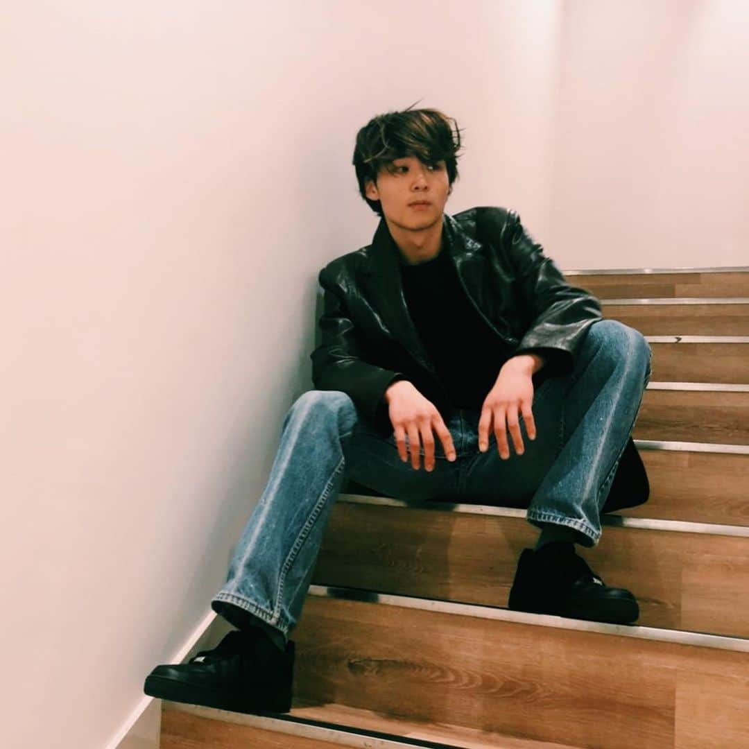 八村倫太郎（WATWING）さんのインスタグラム写真 - (八村倫太郎（WATWING）Instagram)「Stairs ×4 Asahi took some photos for me. Thanks.」2月25日 22時08分 - rintaro_watwing