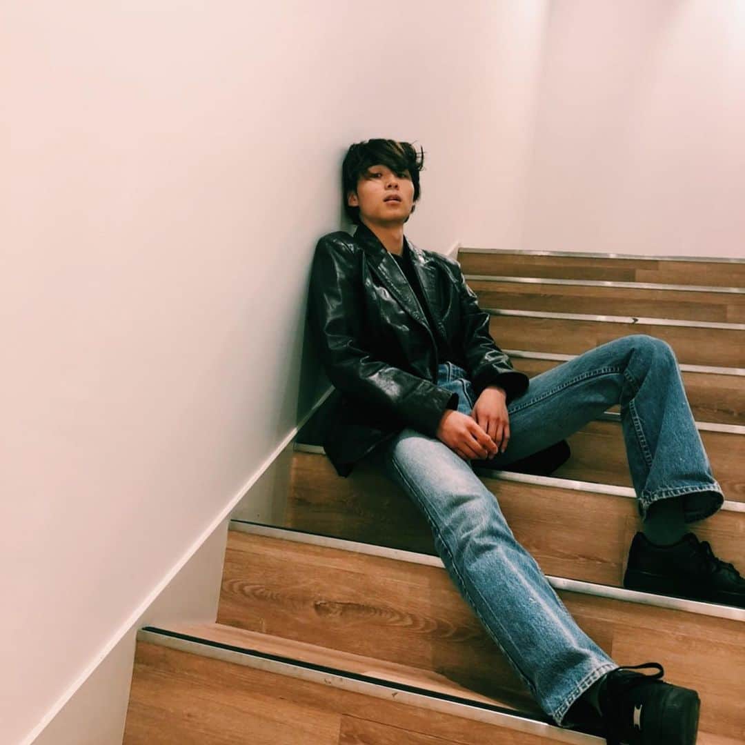 八村倫太郎（WATWING）さんのインスタグラム写真 - (八村倫太郎（WATWING）Instagram)「Stairs ×4 Asahi took some photos for me. Thanks.」2月25日 22時08分 - rintaro_watwing