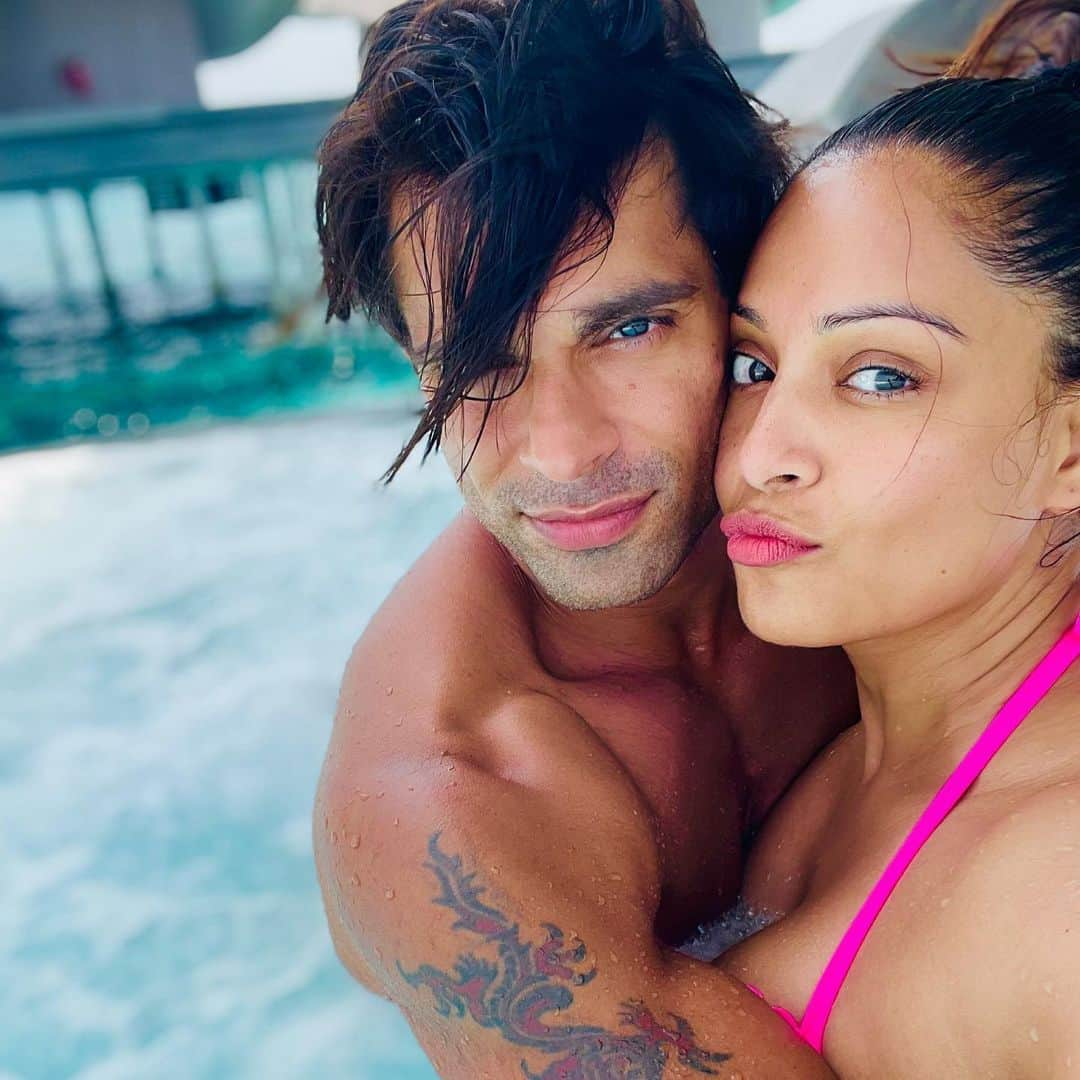 ビパシャ・バスーさんのインスタグラム写真 - (ビパシャ・バスーInstagram)「A well deserved long trip after one year ❤️ Pampering session❤️Spa & Hydrotherapy ❤️ Feeling rejuvenated ❤️  #monkeylove  #stregismaldives  @stregismaldives」2月25日 22時16分 - bipashabasu