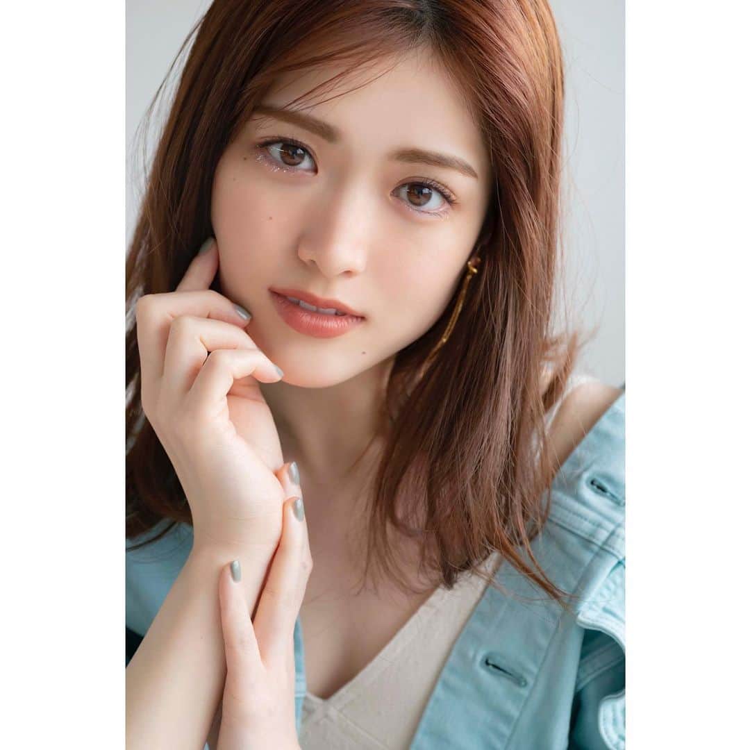 寺田茉布のインスタグラム：「CanCam4月号 @cancam_official @matsumura_sayuri_official @sayoko_yoshizaki @shiyoriokutomi__stylist @masumik65」