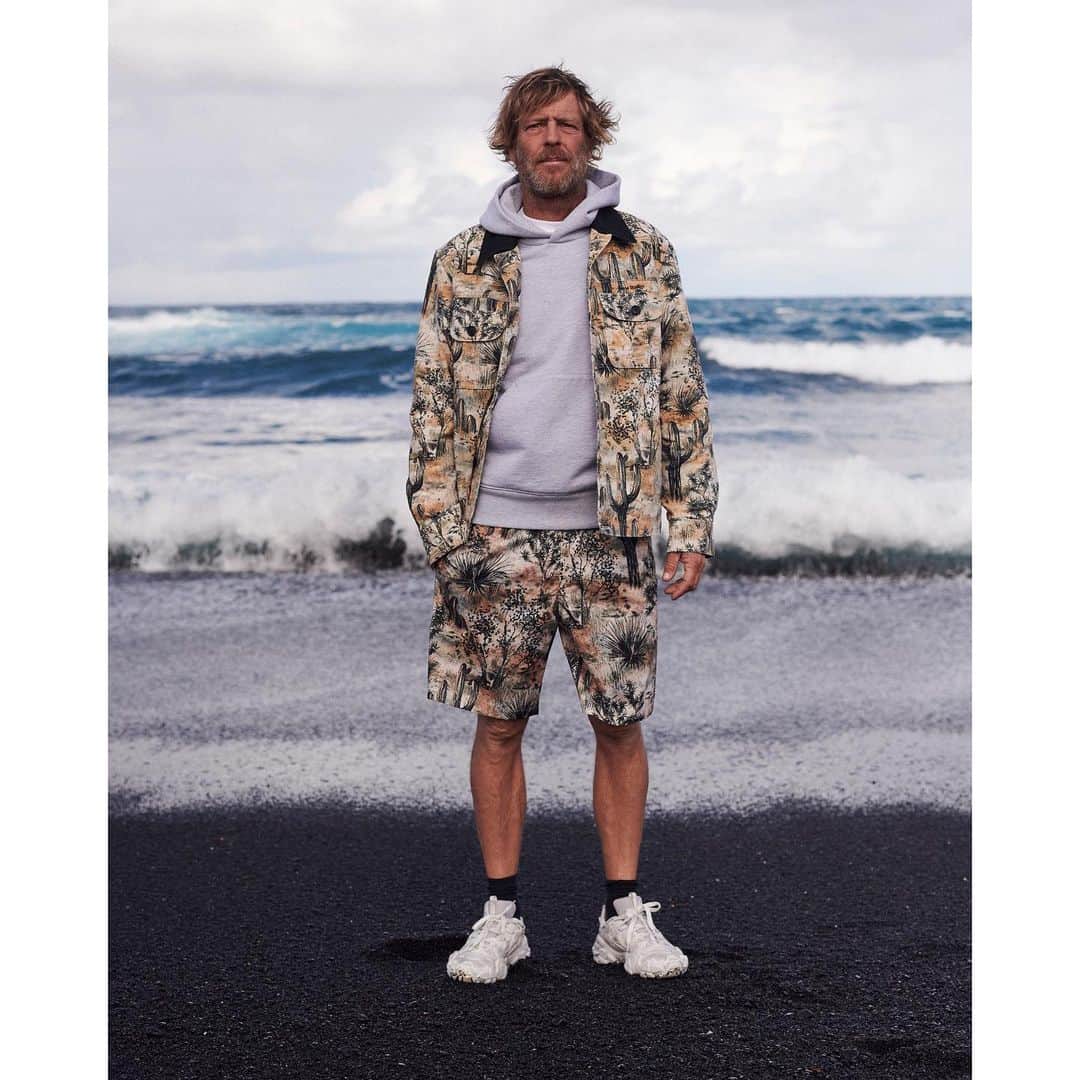 Acne Studiosさんのインスタグラム写真 - (Acne StudiosInstagram)「Our friends at @manfantastic interpreted the #AcneStudios men's SS21 collection with these exclusive images.  Shot on location in Lanzarote, and worn by local tour guide Marcos Polo.」2月25日 22時21分 - acnestudios