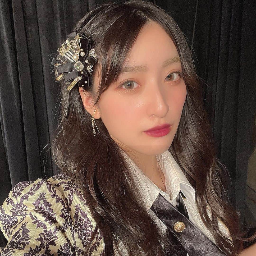 のインスタグラム：「🌙✨ . . . . #アイドル衣装 #アイドル #センターパート」