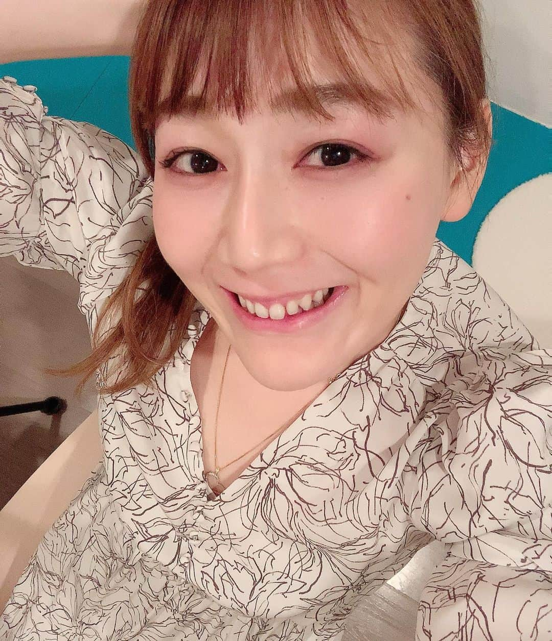 佐藤ただすけのインスタグラム：「🎀 誰かの何気ない一言で、癒されて、涙を流した日。  周りにいてくれる、掛け替えのない人達に感謝と愛を。 いつでも、どんな時でも伝えていこうと、また思えた日。ありがとう。  #transgender #LGBTQ #どんなときも」