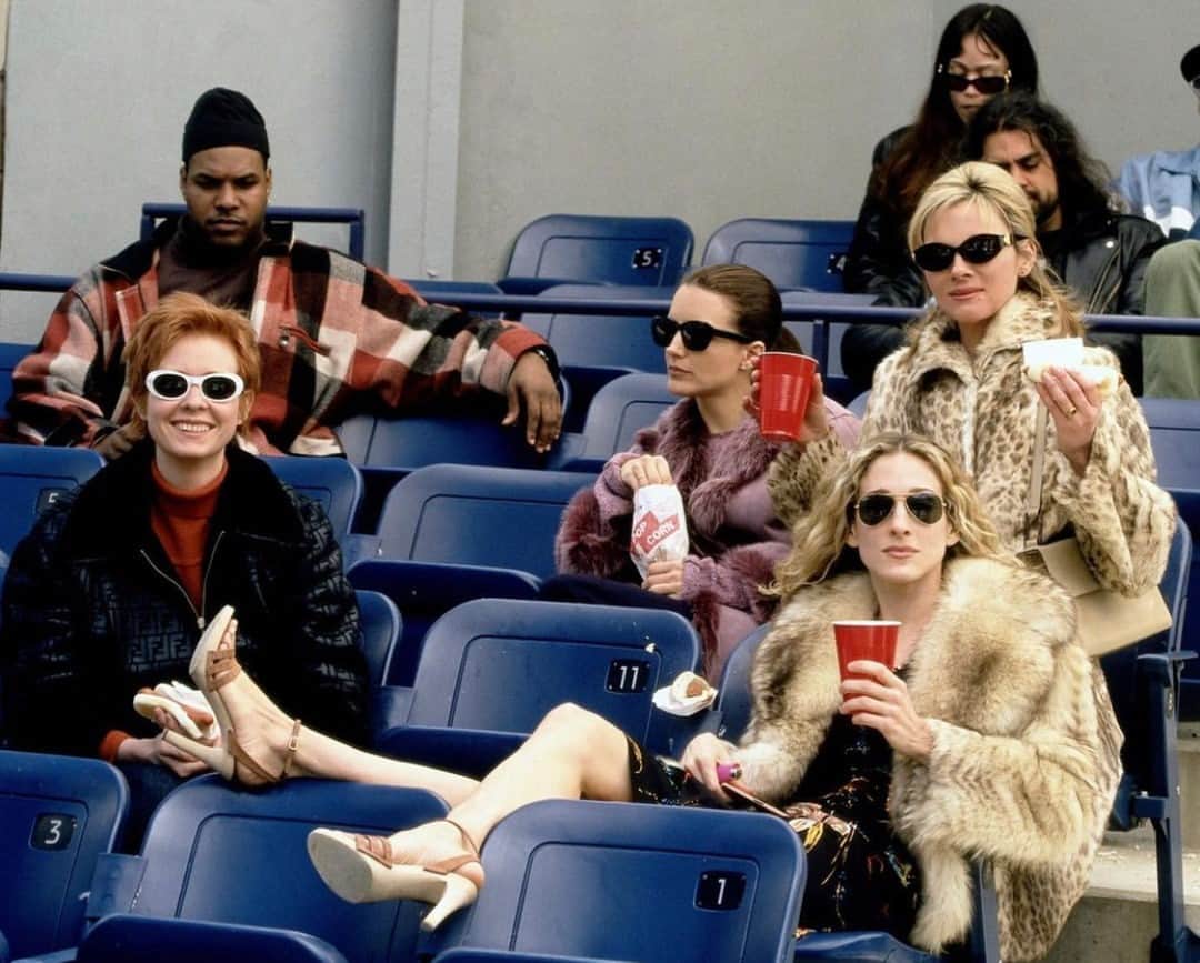 ダニジョーのインスタグラム：「Dannijo squad, present ✔️ #sexandthecity」