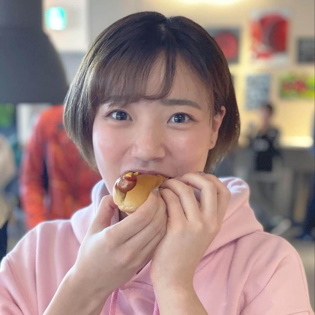 白石香のインスタグラム：「早く仕事して もう少しいろんな世界が見たい そして発信したい その一方で まだ学生でいたい気分もある  #IKEAしか勝たん #学生最後 #ljk #ならぬ#ljd」