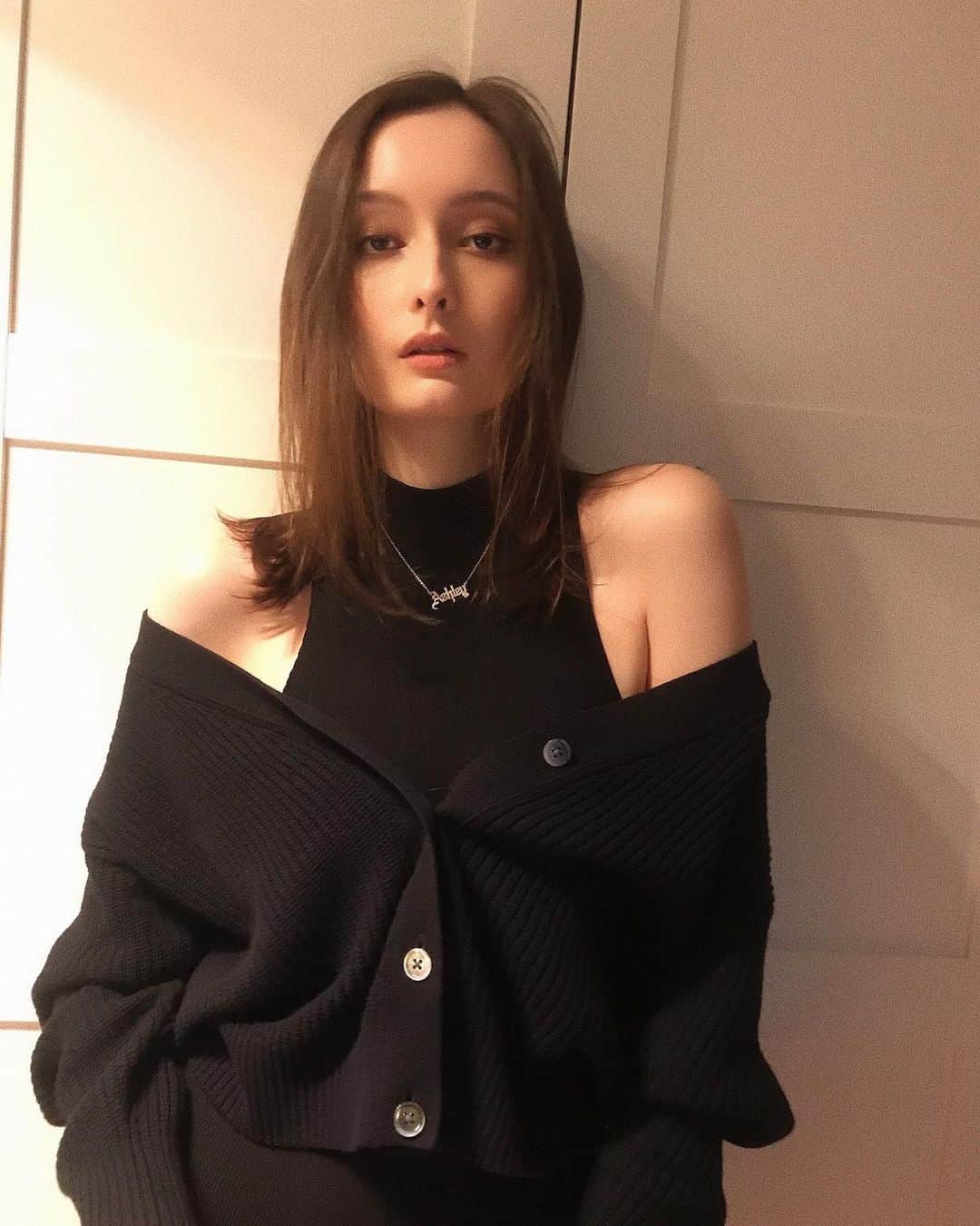 アシュリーのインスタグラム：「🤎」