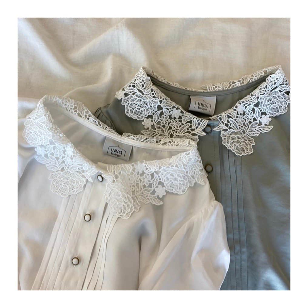 LEBECCA boutique Vintageのインスタグラム：「.﻿ Coming Soon 🌼  ﻿ 乙女心をくすぐるディティールが 随所に散りばめられたブラウス。﻿ ﻿ ﻿ #LEBECCAboutique」