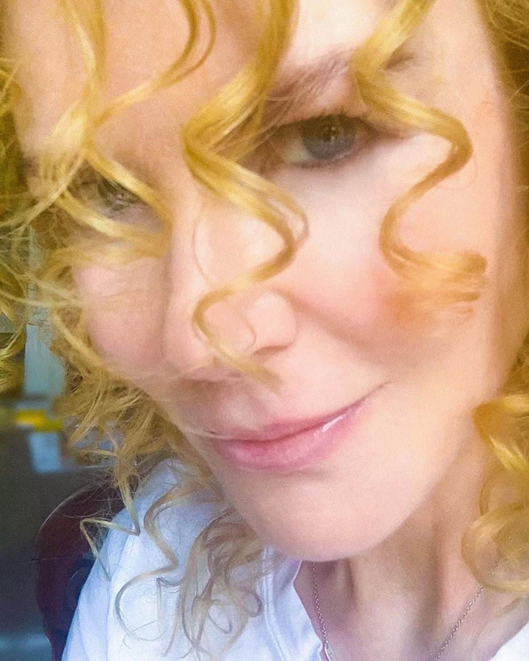 ニコール・キッドマンさんのインスタグラム写真 - (ニコール・キッドマンInstagram)「Little Nic ➡️ Big Nic」2月25日 15時12分 - nicolekidman