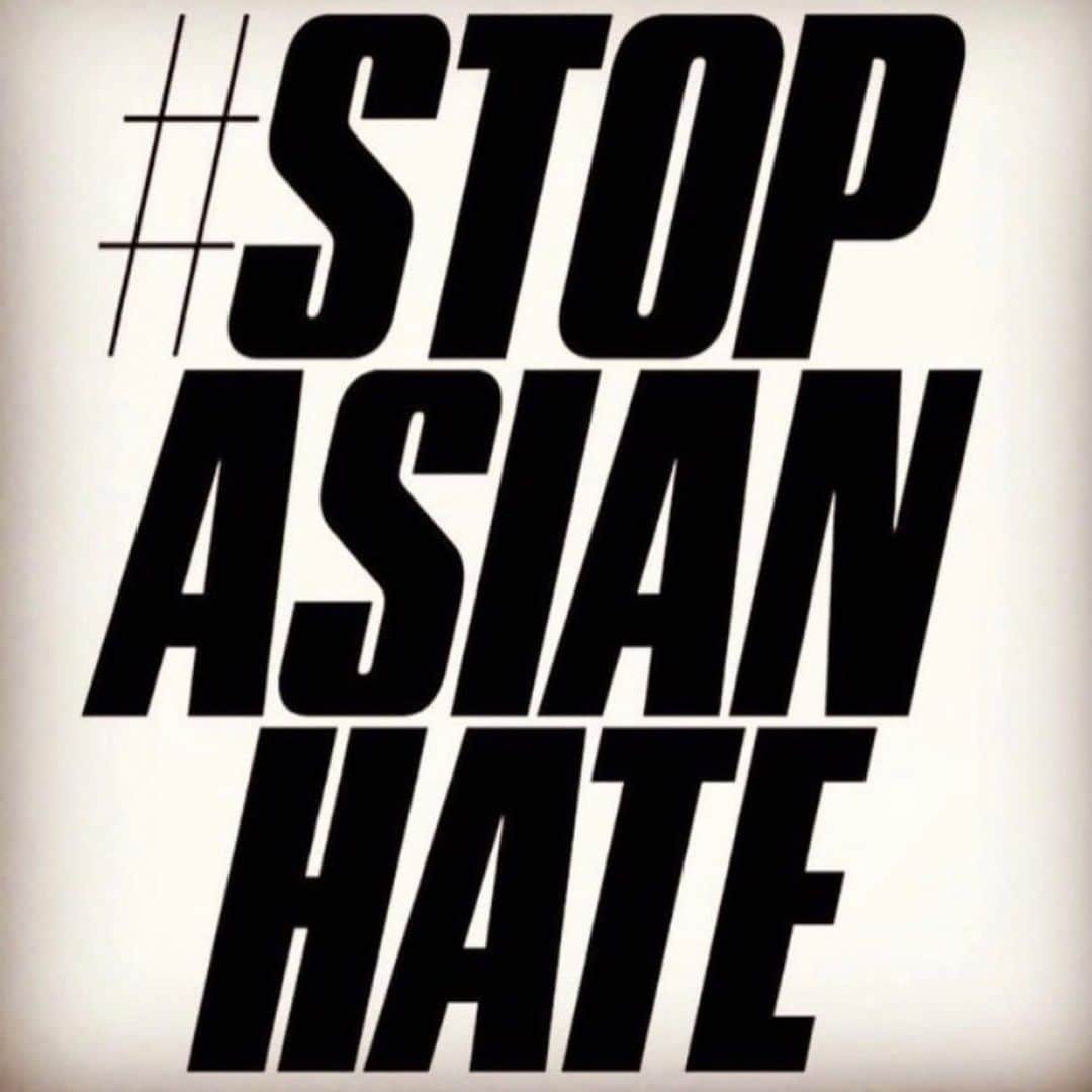 YURIのインスタグラム：「#stopasianhate And in the words of @janetjackson, “...And to a world sick with racism, get well soon.” 日本に住んでると世界で起こってるアジア人に対するヘイトや暴力は不透明だったり分からなかったりするけど今世界では私達の容姿、世界のアジア人(日系含む)が差別されたり最悪の場合暴力により無差別に死に追いやられてる。分かり合おうとする「心」をどうか皆が持ちながら生きて行けます様に🙏🏼🌎 #peace」
