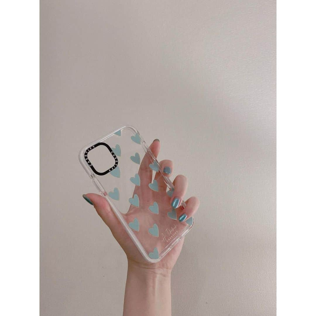 羽賀朱音さんのインスタグラム写真 - (羽賀朱音Instagram)「． ． ． 高橋愛さん(@i_am_takahashi )と CASETiFY(@casetify_jp )さんの コラボレーション商品を、いただきました🍓 ． ありがとうございます！！！ ． ． 私は、ミントグリーンのハートモチーフ！ 可愛すぎて、早速愛用中です😌💐 ． ちょうどネイルの色もミントグリーンでした！ ． ． #helloproject #morningmusume21 #モーニング娘21 #羽賀朱音 #鏡ねちん #高橋愛 さん #casetify #aitakahashixcasetify」2月25日 16時01分 - akane__haga.official