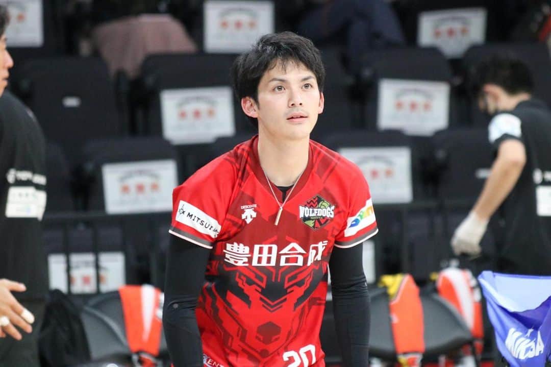 川口太一のインスタグラム：「Thank you so much for taking good pictures of me all the time! If you don't mind, take more pictures and share those with #川口太一 and tag my account please 🙇You can even send thoes to me, too!  いつもかっこ良い写真撮ってもらい有難うございます！😊 ハッシュタグやアカウントタグ付けてしての投稿も良ければお願いします😌 #皆さんいつもありがとうございます #久しぶりの投稿」