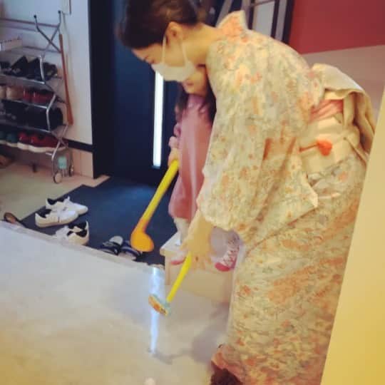 のインスタグラム：「着物でアンパンマンゴルフ🥲👘⛳️🏌️‍♀️🌸  #アンパンマン #アンパンマンゴルフセット #着物 #👘 #🏌️‍♀️ #golf」