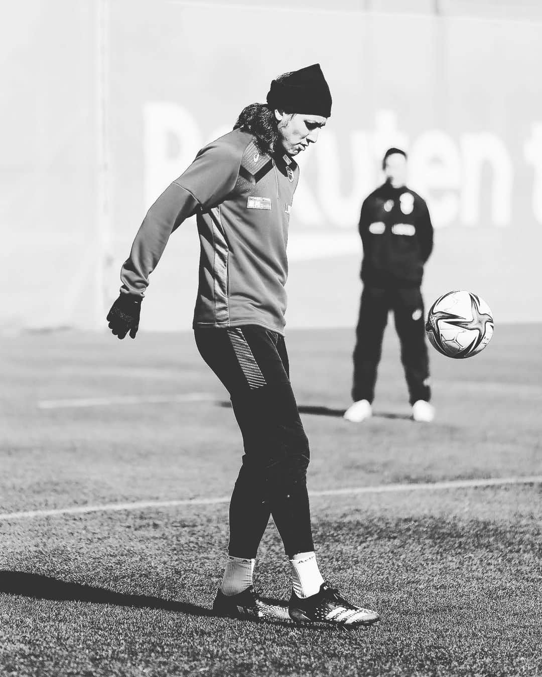 大崎玲央のインスタグラム：「#predatorfreak  #predator #adidasfootball  #adidastokyo #adidas #thebrandwiththethreestripes」