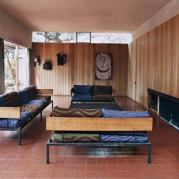 Meganさんのインスタグラム写真 - (MeganInstagram)「Grimwade House, 1962, Port Phillip, Australia 〰 photo Michael Wee via @slow_roads  . . . . #midcenturymodern #australianmade #australianinteriors #modernarchitecture」2月25日 17時03分 - zanzan_domus