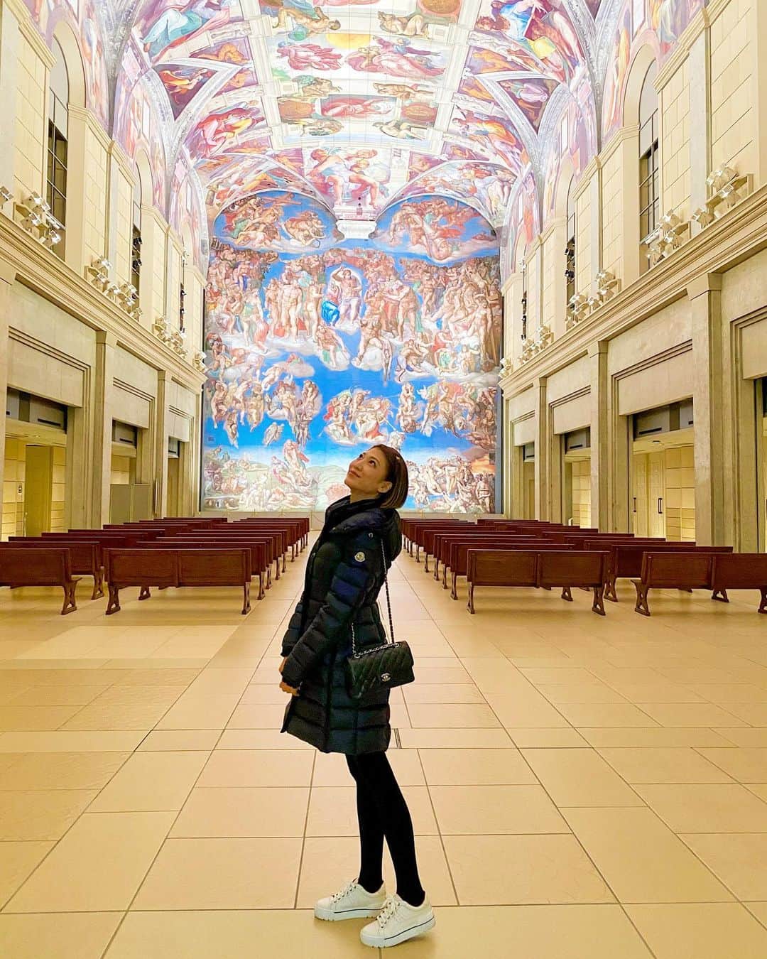 のインスタグラム：「愛は寛容であり、愛は親切です。 また人をねたみません。 愛は自慢せず、高慢になりません。 礼儀に反することをせず、自分の利益を求めず、怒らず、人のした悪を思わず、不正を喜ばずに真理を喜びます。 すべてをがまんし、すべてを信じ、すべてを期待し、すべてを耐え忍びます。 愛は決して絶えることがありません。 . . 念願の大塚美術館へ🖼💛 行きたかった場所や見たかった景色、体験したかったことが少しずつ叶ってゆく幸せ。 いつでもどんなときも感謝の気持ちを忘れずに居たい☺️💗 #聖書 #愛 #美脚製造トレーナー #美脚トレーナー」