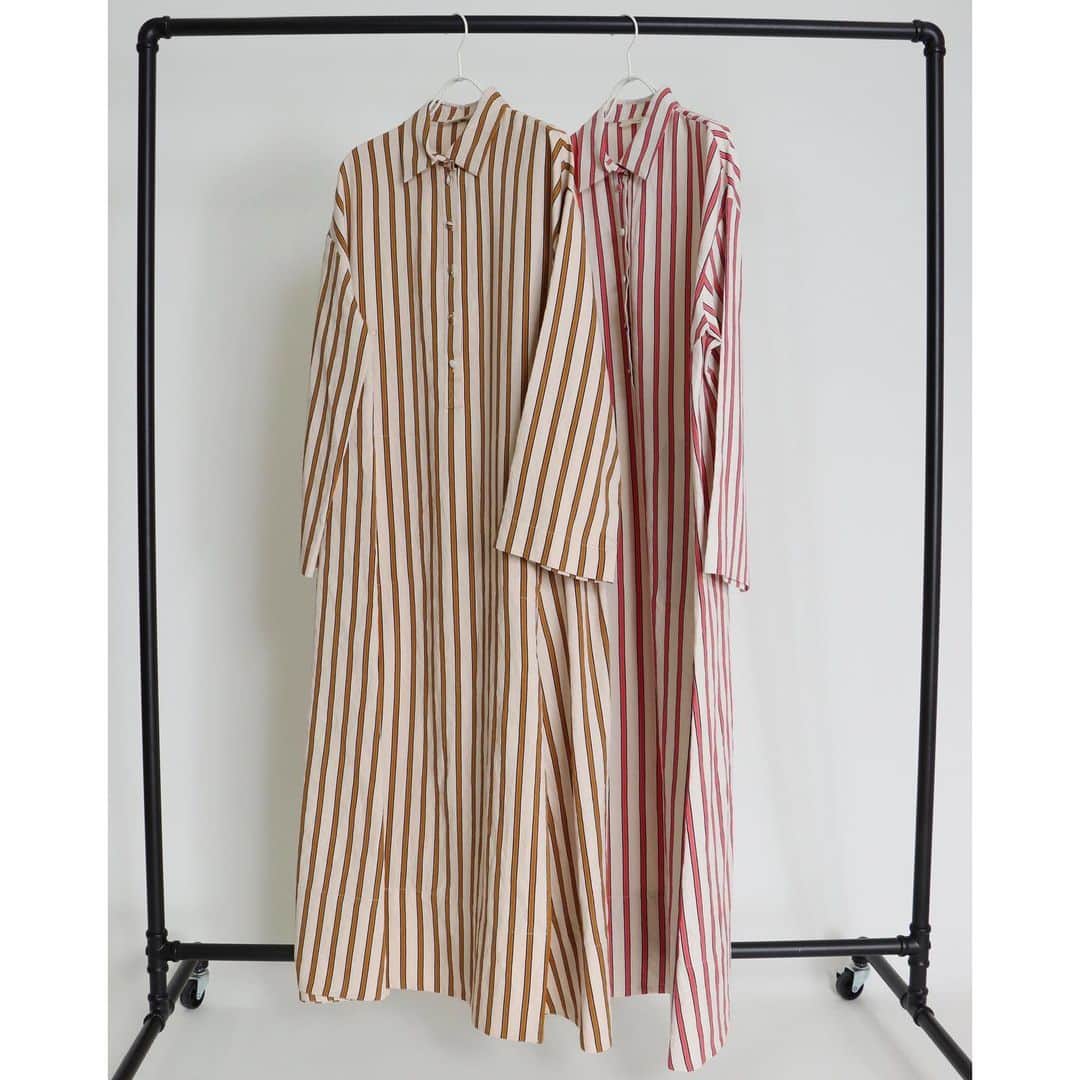 DRESSLAVEさんのインスタグラム写真 - (DRESSLAVEInstagram)「. NEW SPRING PRE ORDER 2/22(mon) - 3/3(wed)  ☑︎SUOLI stripe shirt dress no.90736325 ¥35,000 +tax  #dresslave #ドレスレイブ  #2021ss #preorder」2月25日 18時11分 - dresslaveofficial