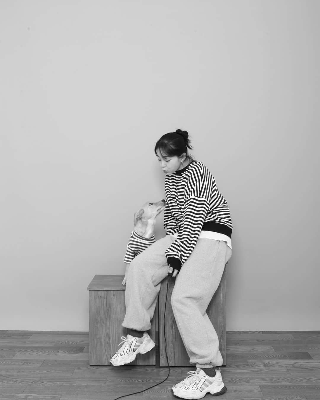 のインスタグラム：「순금이 출국전 D-2 추억남기기 🖤」
