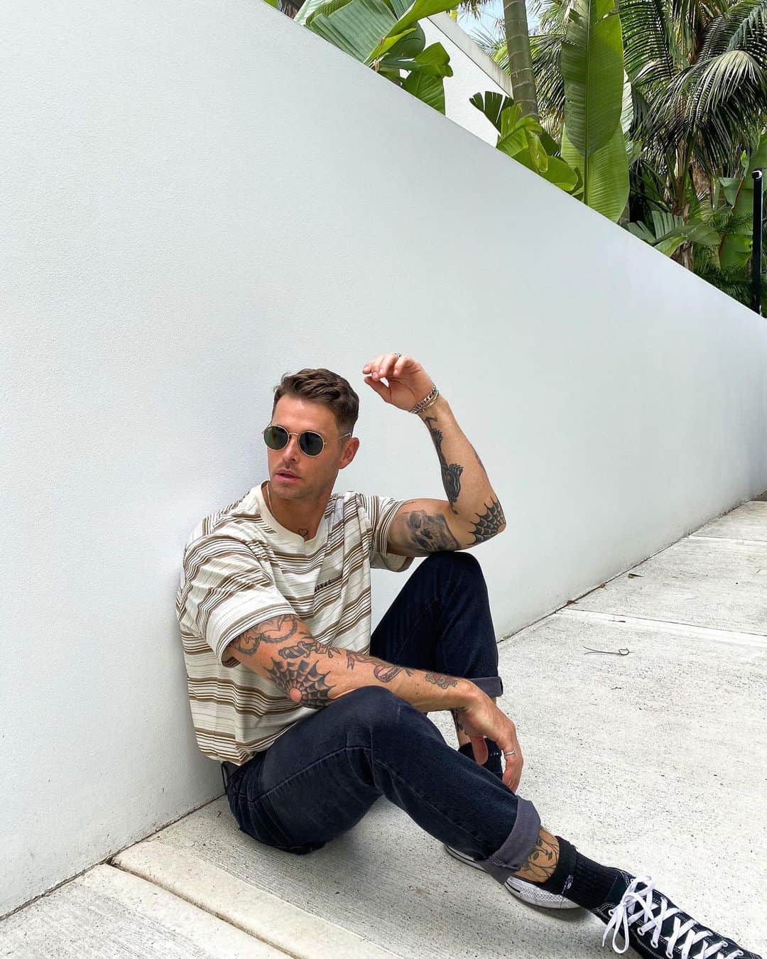 COTTON ONのインスタグラム：「Saving this look for later 📁😎 @cottononmen #TapToShop #MyCottonOn @garethmdavies」