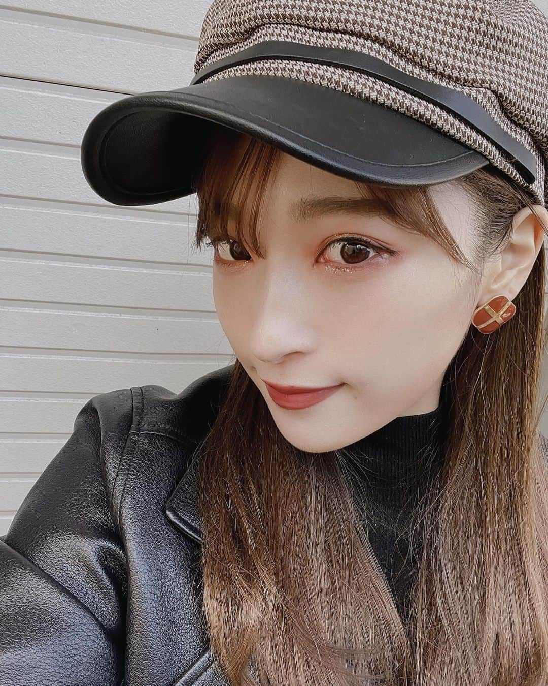 二瓶有加のインスタグラム：「. 最近は連日　#MDMS のライブリハ🎤 . . 勉強なる事だらけ…🥸🪄 . 美味しい韓国料理を食べたい気分です。 . . #今日の私服　#私服」