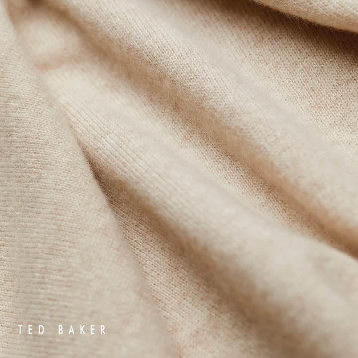 Ted Bakerさんのインスタグラム写真 - (Ted BakerInstagram)「Fabrics you need to feel to believe.」2月25日 19時00分 - tedbaker