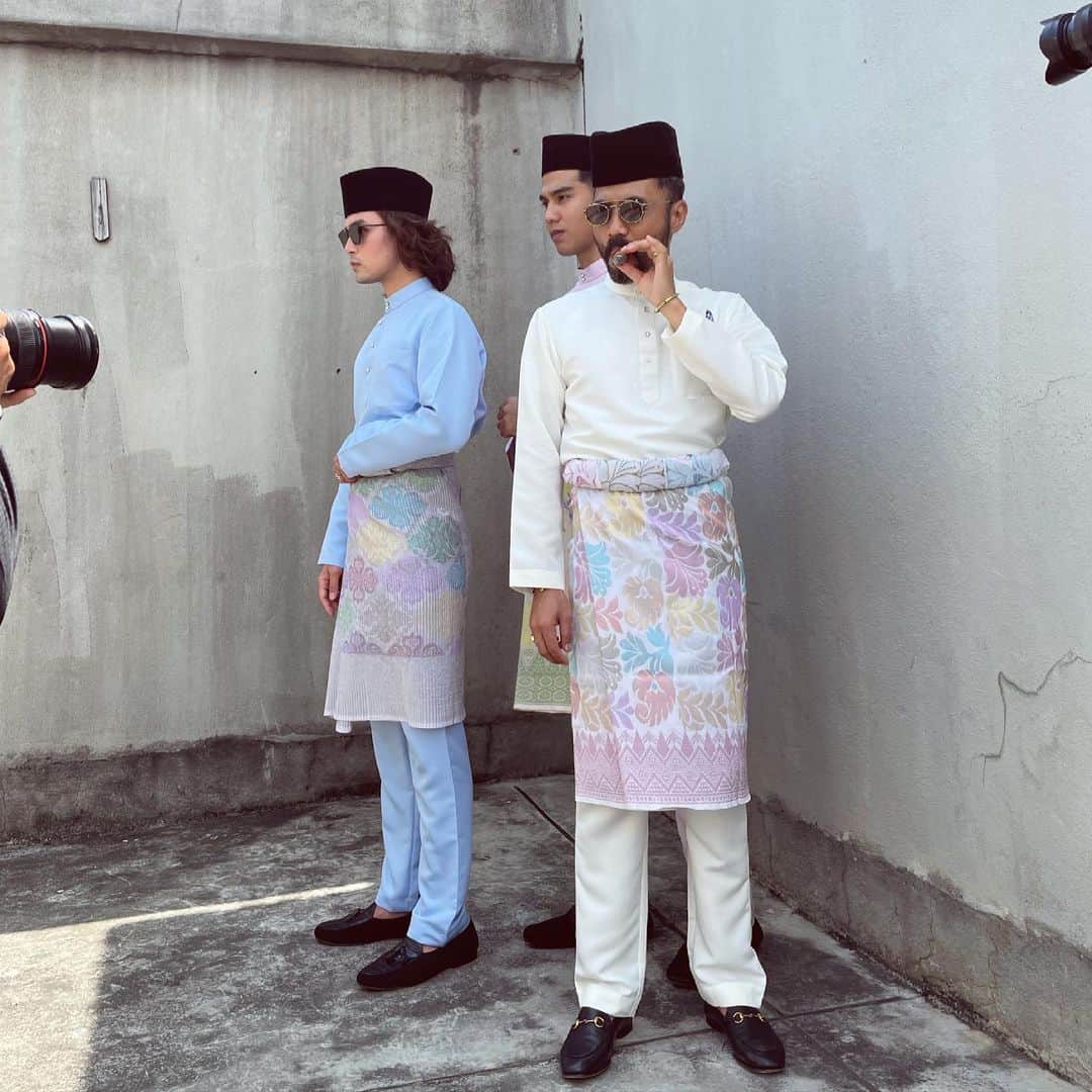 Wak Doyokのインスタグラム：「Stay tuned #projekbajumelayu @starvilion」