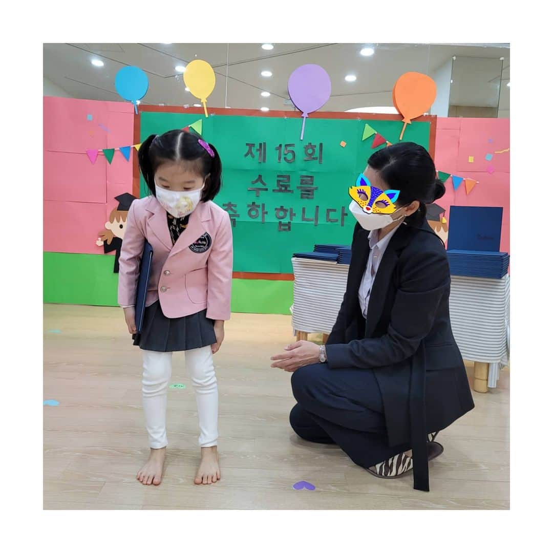 チョン ガウンさんのインスタグラム写真 チョン ガウンinstagram 언제 이렇게 컸니 부모님없이 아이들끼리하는 수료식 씁쓸하다 코로나야 제발 좀 가라 2月25日 19時13分 Jung Ka Eun