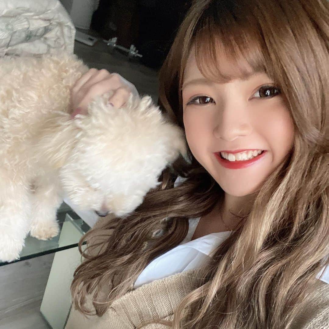 岩永由里奈のインスタグラム：「4枚目二重アゴ😂」