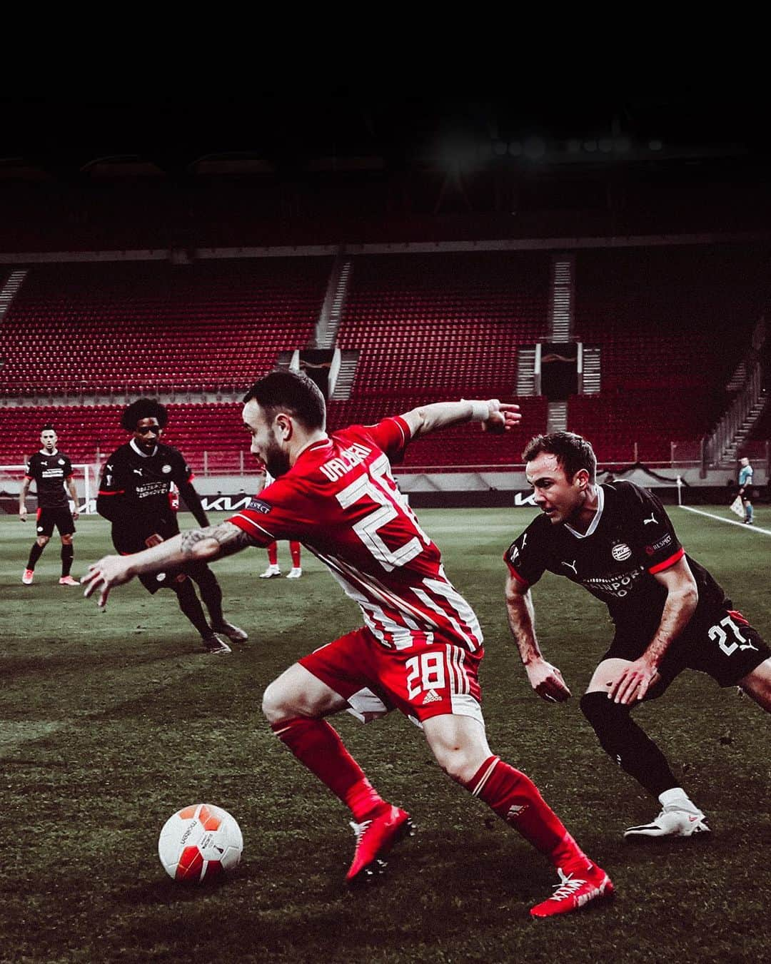 マテュー・ヴァルブエナのインスタグラム：「2nd leg against @psv tonight - let's fight 🦁#UEL #EuropaLeague」