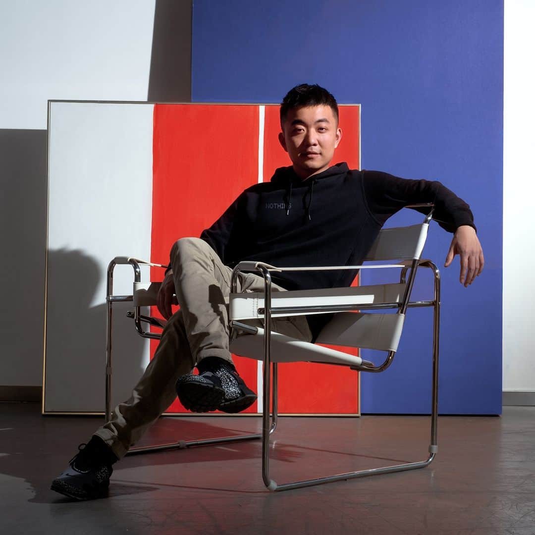 のインスタグラム：「@nothing, the low-key tech imprint founded by Carl Pei, has announced @teenageengineering as one of its founding partners. Best known for the OP-1, its signature portable synthesizer, Teenage Engineering has been aiding Nothing in the construction of its debut products, which are set to be revealed “in the coming months.” Learn more details via the link in our bio.⁠ Photo: Nothing」