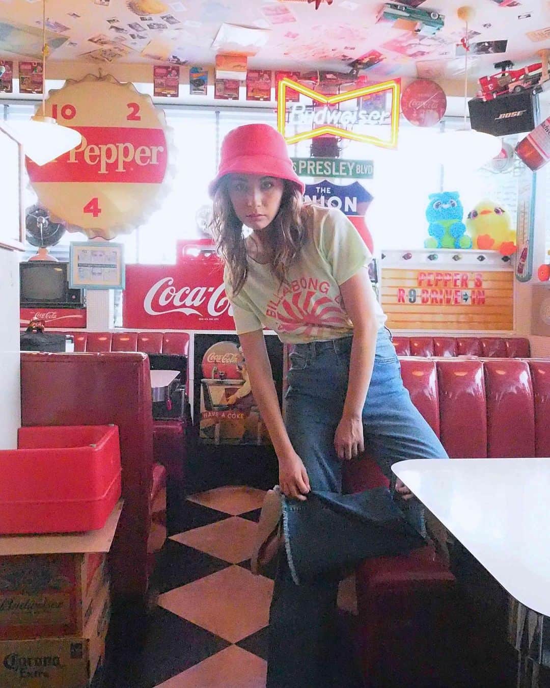 BillabongWomensJapanのインスタグラム：「70年代を彷彿させるサイケなカラーリングがキュート⚡️ @ami__angel」