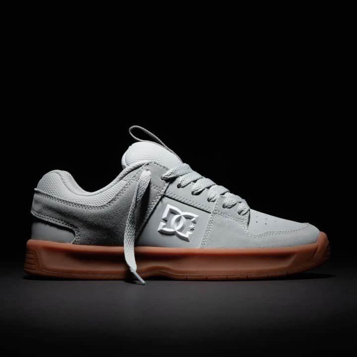 DC Shoes Japanのインスタグラム：「ブランドの象徴的なスケートシューズ「LYNX」のDNAを継承し、スタイリッシュかつベーシックなデザインで生まれ変わった新作「LYNX ZERO」。シックなブラックワントーンやカモ柄デザインなど豊富なカラーバリエーションがラインナップ。  #dcshoes #2021ss #lynxzero」